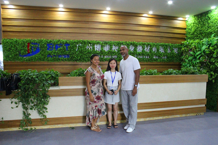 桃子视频在线观看免费完整版网健身器材